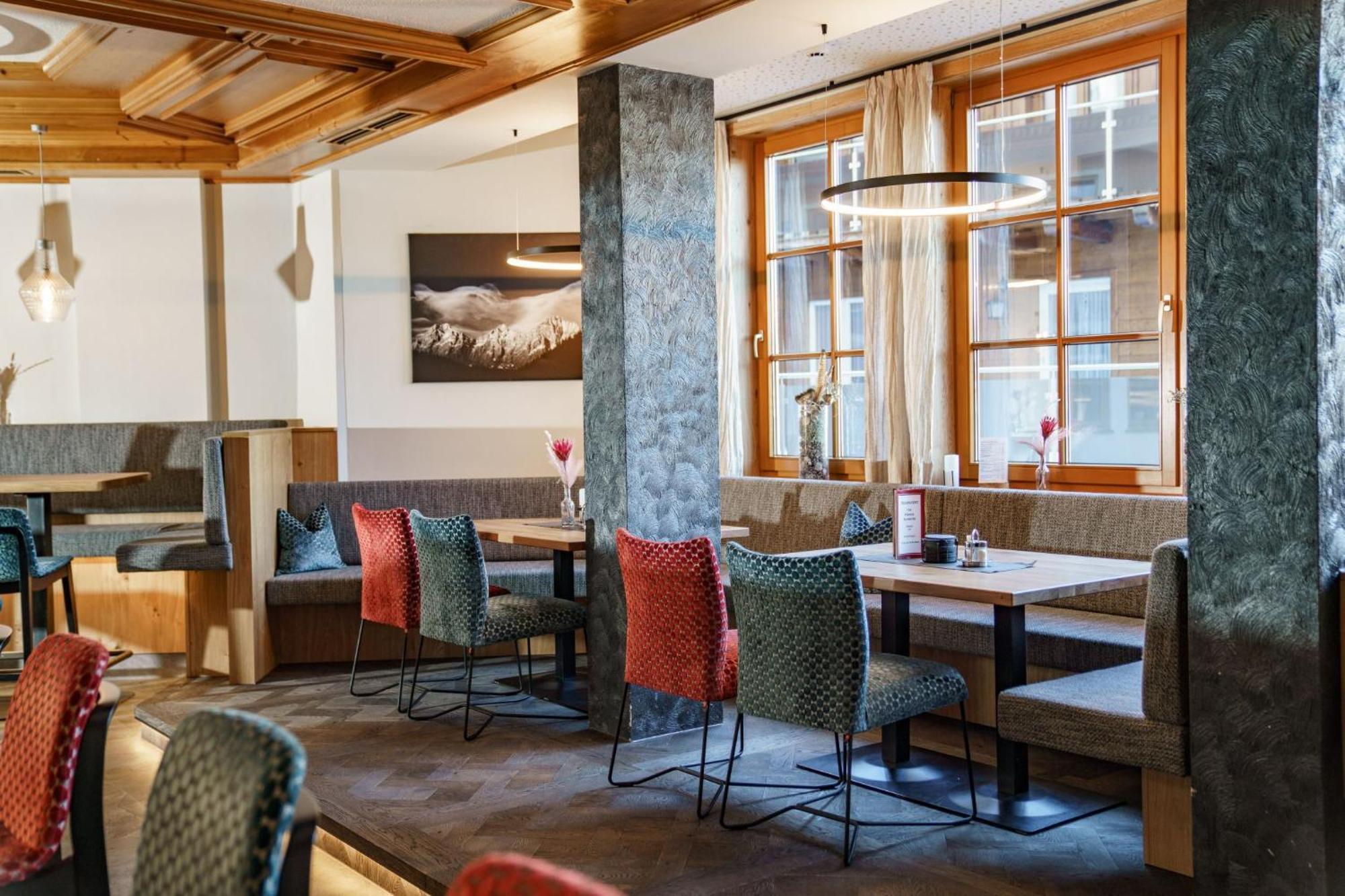 Felsners Hotel & Restaurant Хаус им Енщал Екстериор снимка