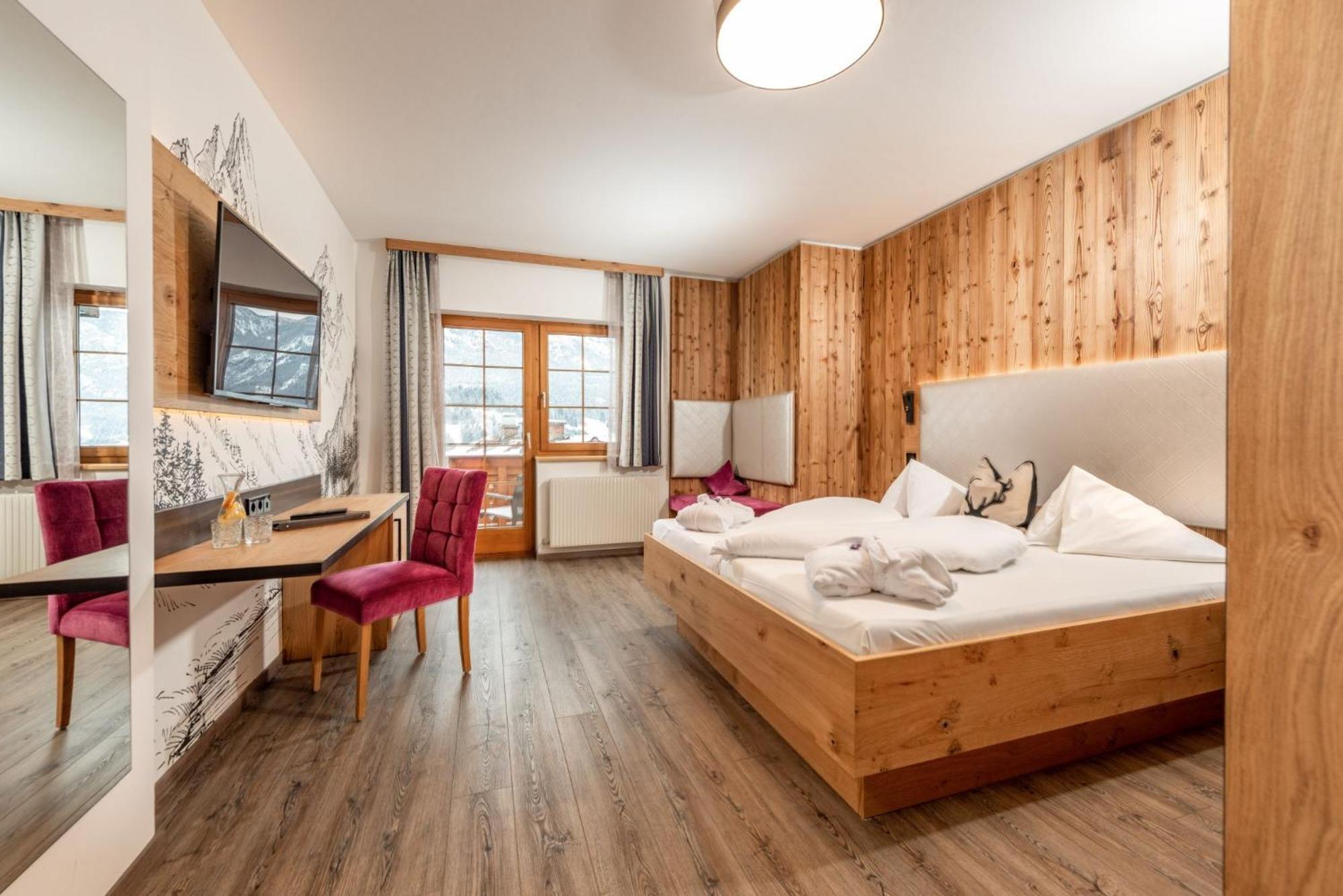 Felsners Hotel & Restaurant Хаус им Енщал Екстериор снимка